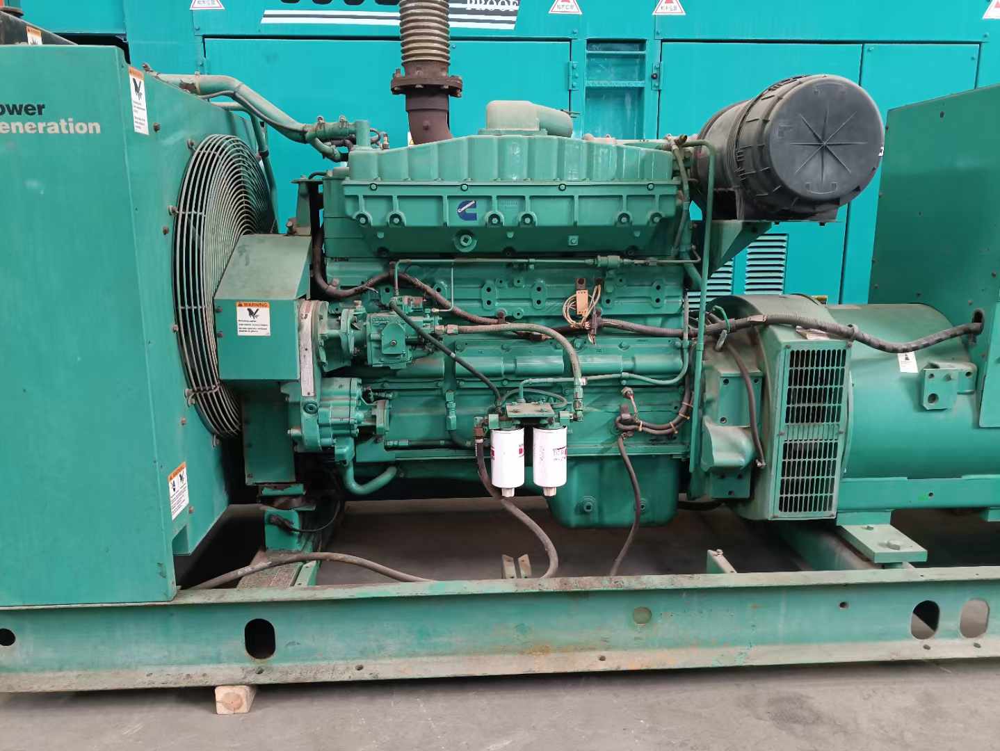 合山过载会对 600kW 柴油发电机组造成哪些损害？